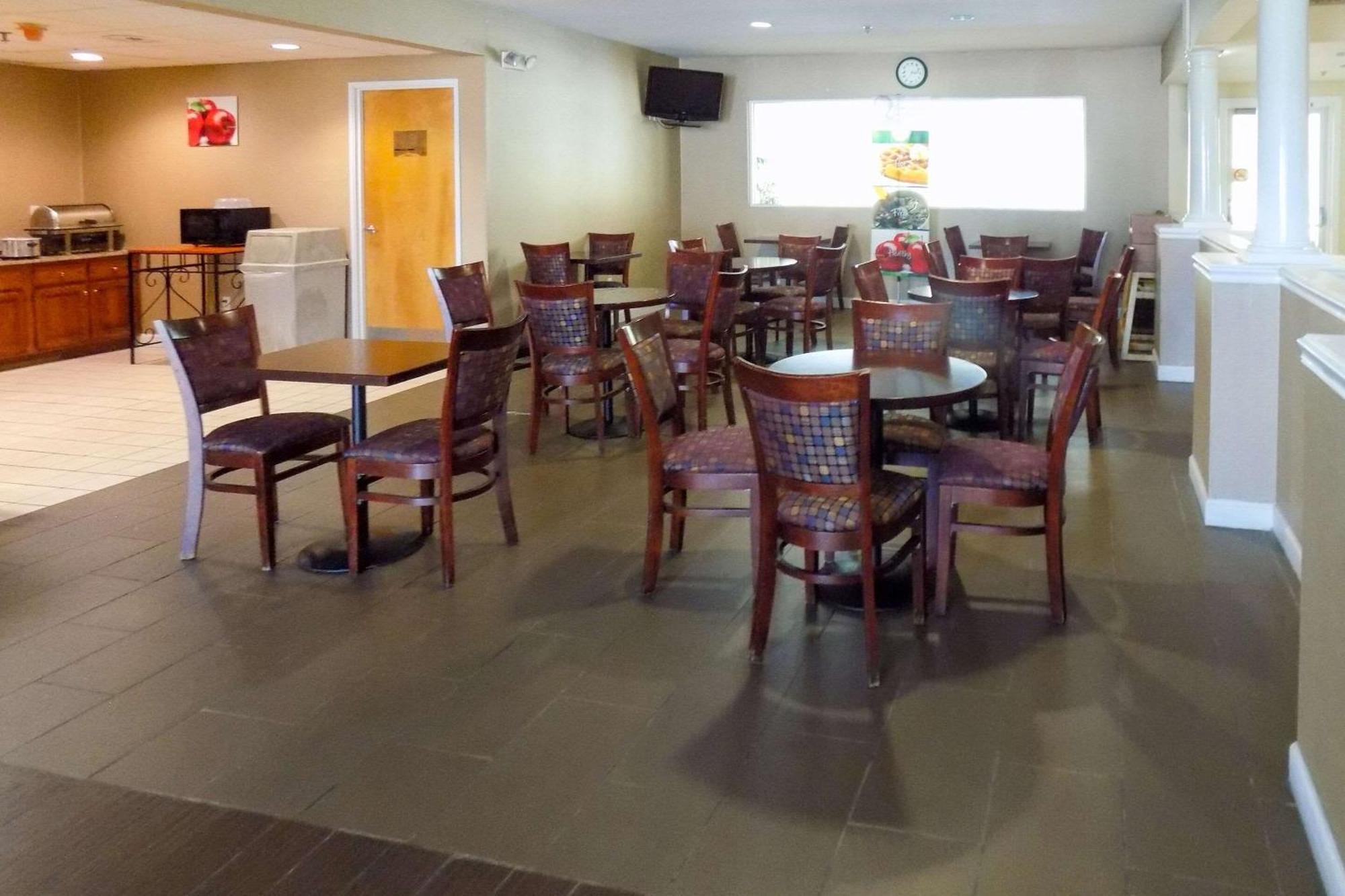 Quality Inn Kingdom City, Mo Bagian luar foto
